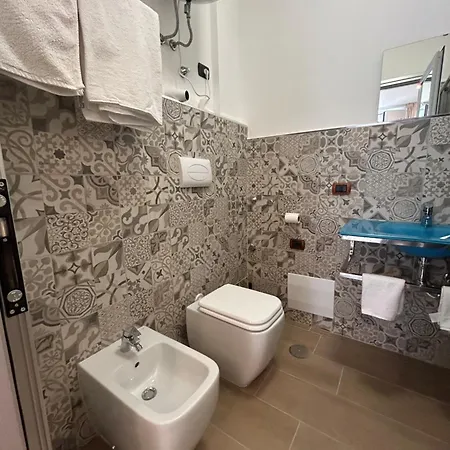 Bed & Breakfast Binario 14 Piazza Garibaldi Neapol