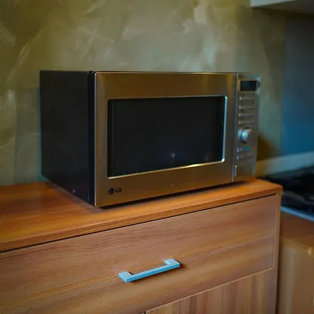 Bed & Breakfast Binario 14 Piazza Garibaldi 4*