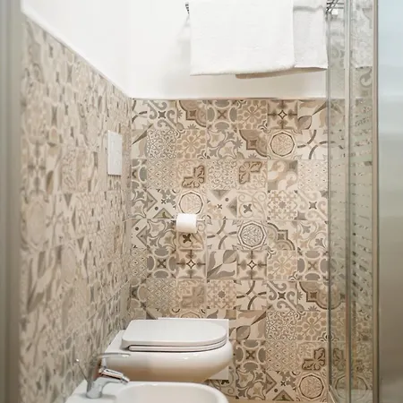 Binario 14 Piazza Garibaldi Bed & Breakfast 4*