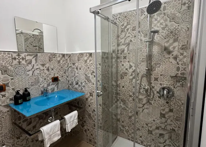 Binario 14 Piazza Garibaldi B&B 4*