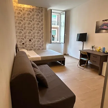 Binario 14 Piazza Garibaldi Bed & Breakfast Napoli