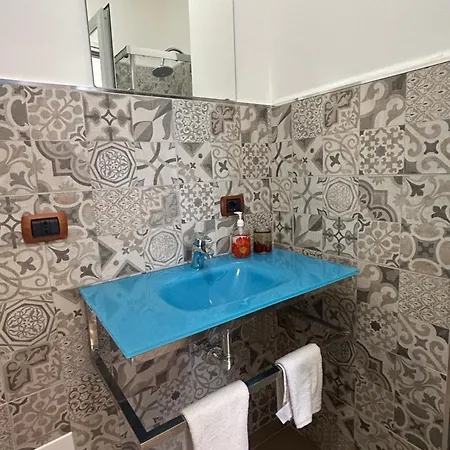 Binario 14 Piazza Garibaldi 4* Неаполь