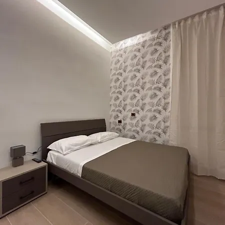 Binario 14 Piazza Garibaldi 4*