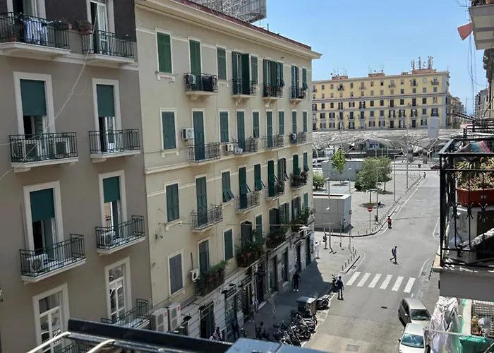 לינה וארוחת בוקר Binario 14 Piazza Garibaldi