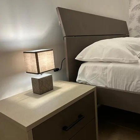 Binario 14 Piazza Garibaldi Bed and breakfast Nápoles